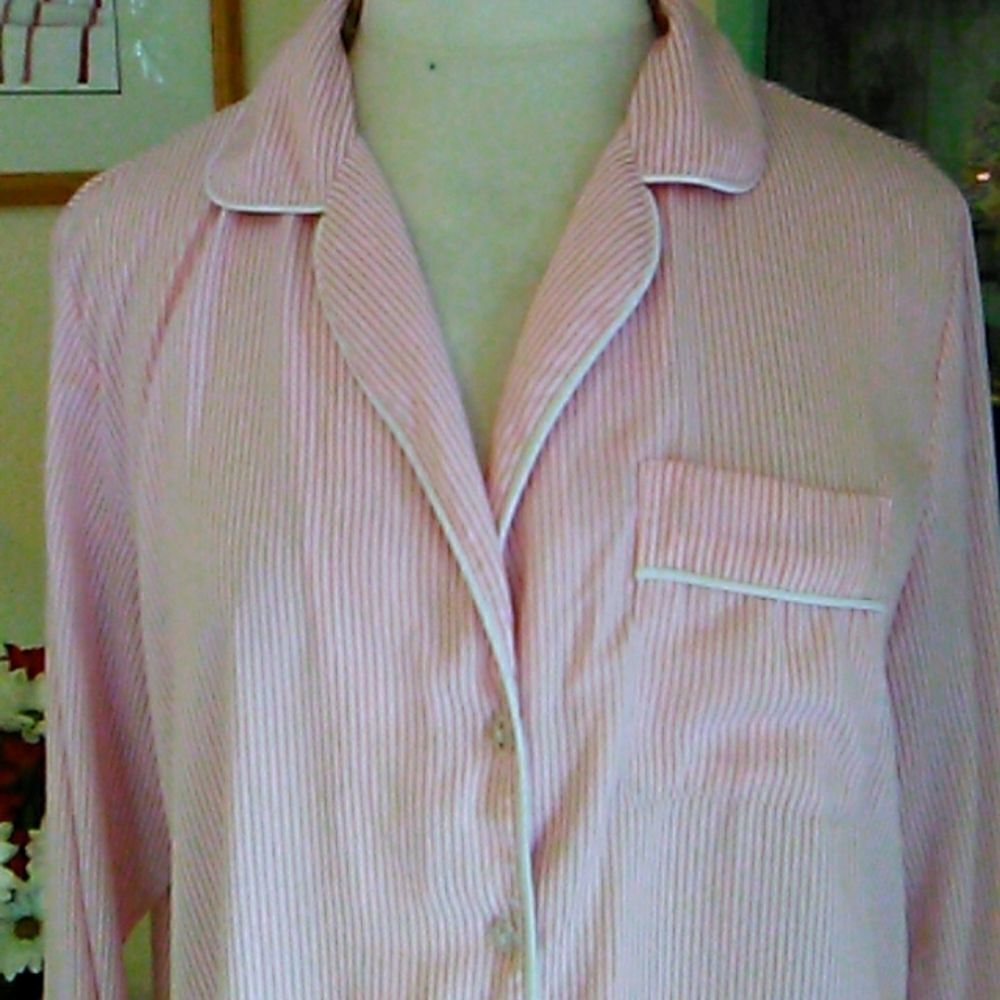 Max Studio Sleepwear Candy Stripe Sleep Shirt - Picture 2 of 8